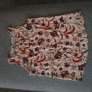 HOST PICK  Loft Peach Floral Shell SP